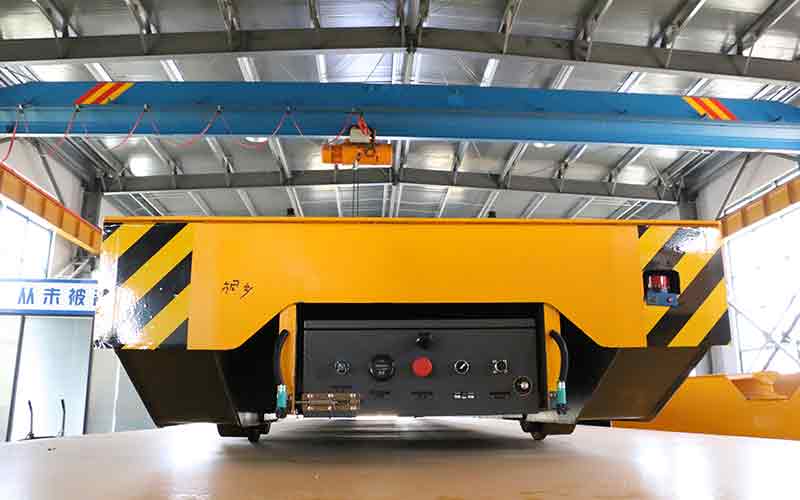 電動平板車應(yīng)用卷盤配電